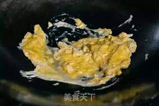 牛肉炒饭的做法步骤：2