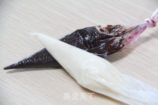 万圣节整蛊礼物---蜘蛛饼干的做法步骤:6