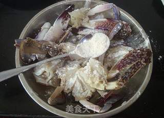 洋葱炒梭子蟹的做法步骤:4