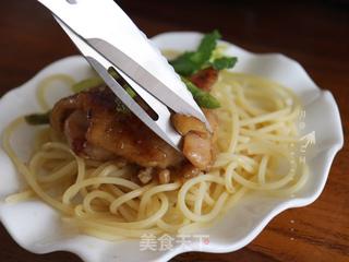 不仅仅是烤肉，还是一场早餐盛宴--蜜汁烤鸡腿的做法步骤：9