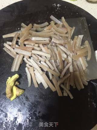 自制皮冻的做法步骤:4