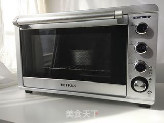 #柏翠大赛#天鹅湖翻糖蛋糕的做法步骤:5