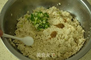 豆腐圆子的做法步骤：2