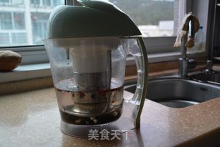 黑豆花生豆浆的做法步骤:3