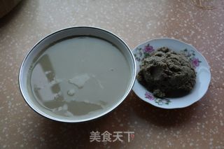 黑豆花生豆浆的做法步骤:4