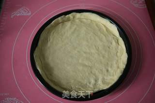 9寸鲜虾香肠披萨的做法步骤:9