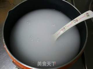 凉拌凉粉的做法步骤:2