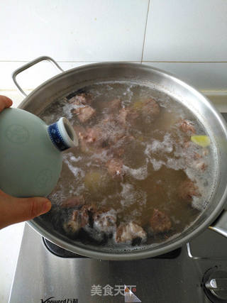 山药羊肉汤的做法步骤:2