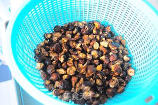 自制美味花菇调味鸡精粉的做法步骤:2