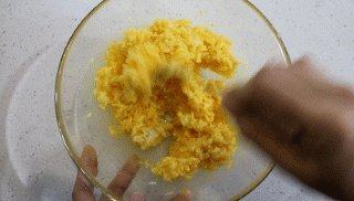 【黄金炒饭】炒饭界的神功的做法步骤:3