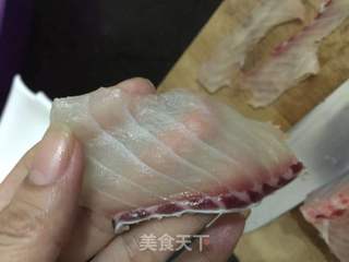 鲜蔬鱼卷鸡蛋羹的做法步骤：1
