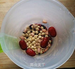 #信任之美#红枣杂粮豆浆的做法步骤:2