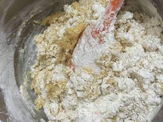 广式月饼的做法步骤:5