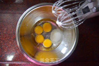 蔓越莓蛋糕卷#东菱烤立方DL-K38E#的做法步骤:5