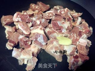 #信任之美#萝卜牛腩煲#肉肉厨的做法步骤：6