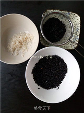 【真材实料养生米糊】黑芝麻米糊的做法步骤:2