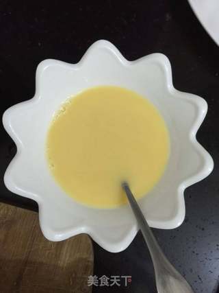 鲜蔬鱼卷鸡蛋羹的做法步骤:7