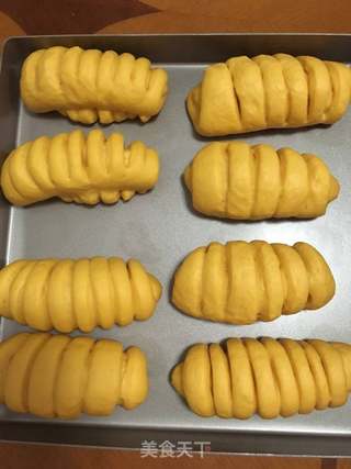 #信任之美#南瓜肉松卷和南瓜豆沙卷的做法步骤:14