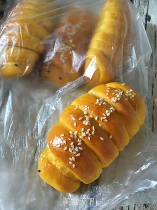 #信任之美#南瓜肉松卷和南瓜豆沙卷的做法步骤:21