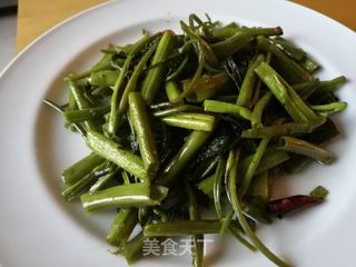 #信任之美# 听听我的故事——干椒空心菜的做法步骤：9