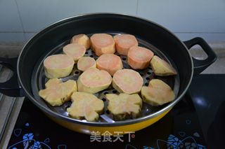 #信任之美#红薯米粉糕的做法步骤:2