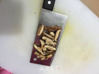 香菇鸡肉粥的做法步骤:7