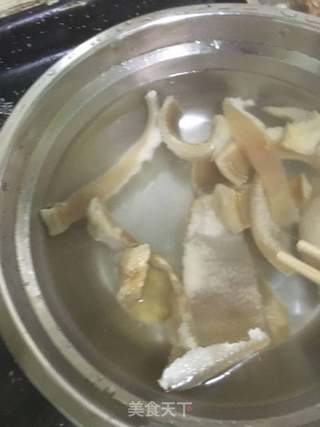 水晶皮冻的做法步骤:2