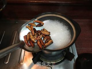 香菇鸡肉粥的做法步骤:9