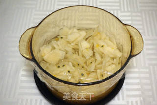 准备一瓶,滋秋---百香果雪梨果酱的做法步骤:3