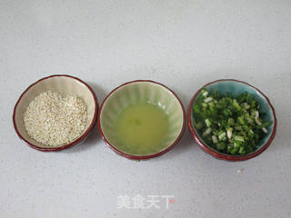 #信任之美#蟹粉生煎包的做法步骤:2