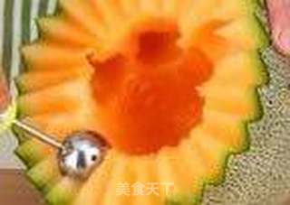 哈密瓜DIY的做法步骤:5