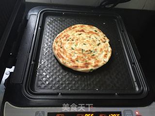 #信任之美#发面手撕葱油饼的做法步骤:10