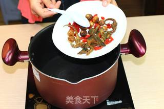 广东老火靓汤名贵汤包-海马田七强骨汤的做法步骤:5