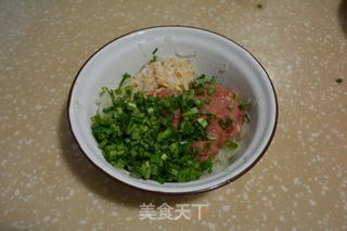 猪肉冬瓜馅饺子的做法步骤:7