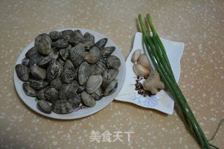 #信任之美#爆炒花蛤的做法步骤:2