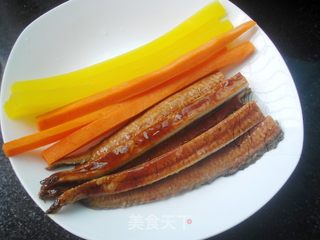 #信任之美#鳗鱼寿司卷的做法步骤:2