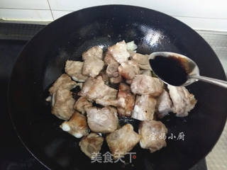 #信任之美# 排骨烧土豆的做法步骤：5