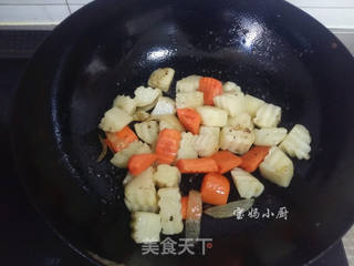 #信任之美# 排骨烧土豆的做法步骤：10