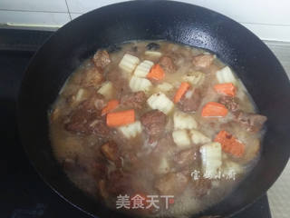#信任之美# 排骨烧土豆的做法步骤：12