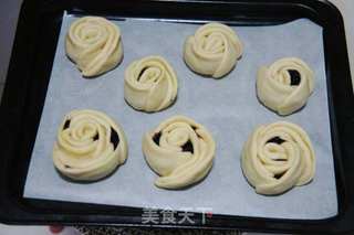 #信任之美#玫瑰花面包的做法步骤：9