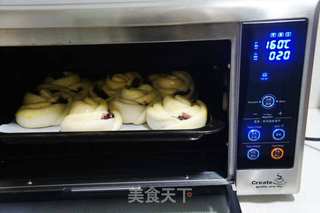 #信任之美#玫瑰花面包的做法步骤：12