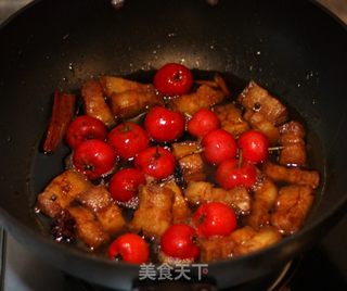 ##信任之美#酸酸甜甜就是它--山楂红烧肉 的做法图解10