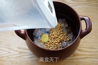 冬瓜排骨黄豆汤的做法步骤:6