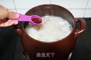 潮汕海鲜砂锅粥的做法步骤:12