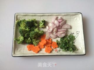 #信任之美#鲜蔬鱼豆腐奶白汤的做法步骤：2