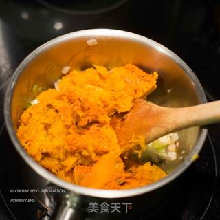 #信任之美#如诗如画的万圣节美食:奶油南瓜汤的做法步骤:12