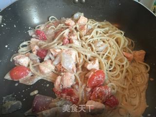 #信任之美#鱼子酱三文鱼意面的做法步骤:10