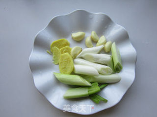 红果家菜谱之麻辣鸡的做法步骤:4