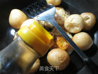 ＃信任之美＃油面筋烧荷叶蛋的做法步骤：5