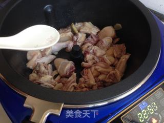 栗子焖鸡的做法步骤:4